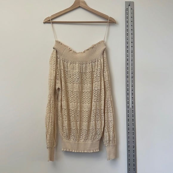 💞Zara Textured Off Shoulder Top - Picture 2 of 4